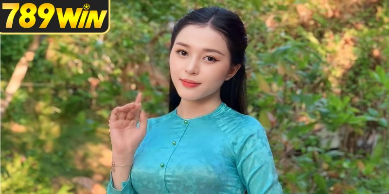 CEO Trần Hà Linh điều hành doanh nghiệp rất hiện đại